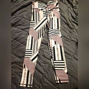 Victoria Sport Leggings